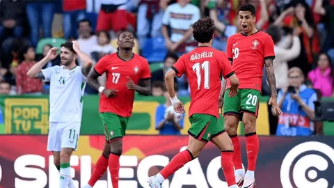 《水浒英雄再临江湖！日本版《水浒传》全新预告震撼来袭，众明星阵容大揭秘！》