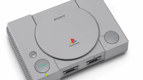 《绝版传奇！揭秘网游独一份神装，豪掷千万豪宅只为收藏，一窥国产游戏巅峰豪情》